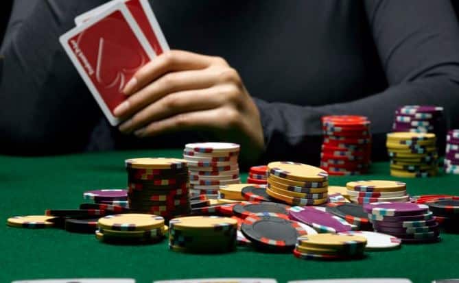 Strategies for Multi-Table Tournaments: Surviving and Thriving